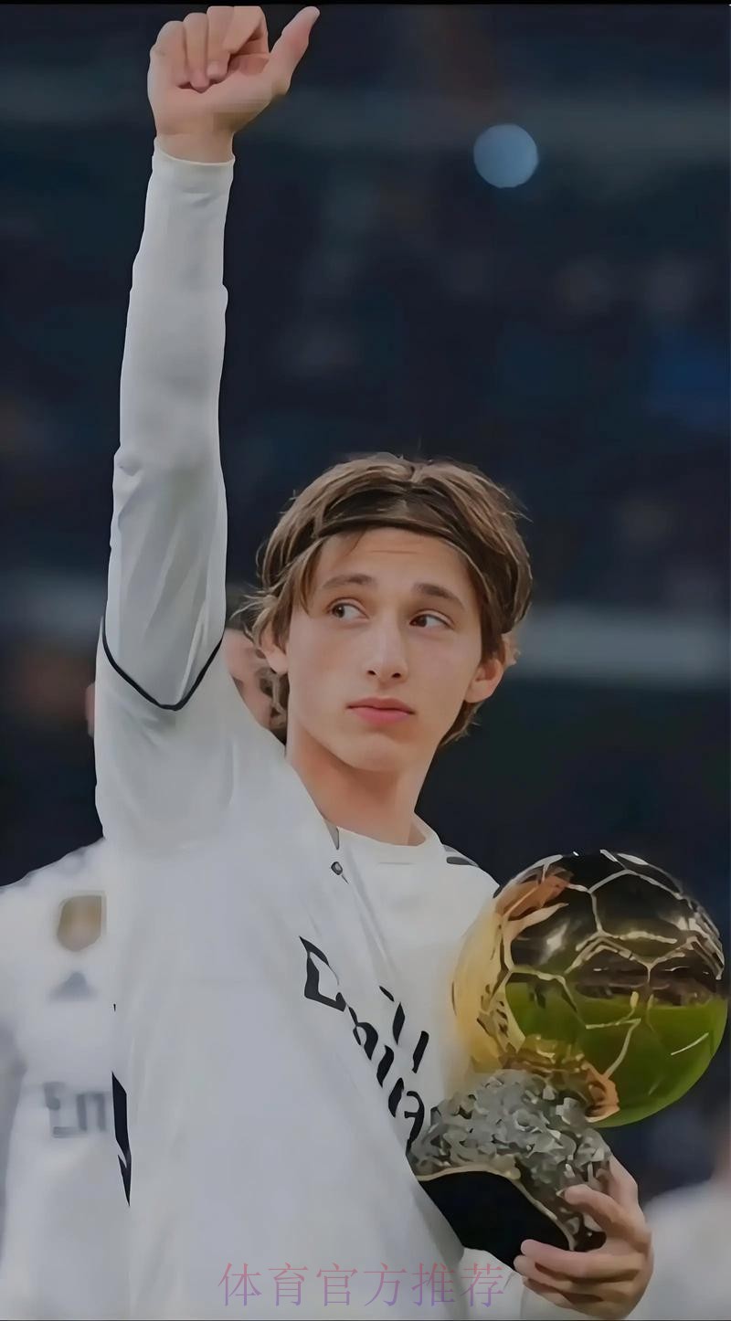 莫德里奇告别拉莫斯:是朋友也是兄弟 感谢你 莫德里奇告别拉莫斯:是朋友也是兄弟 感谢你